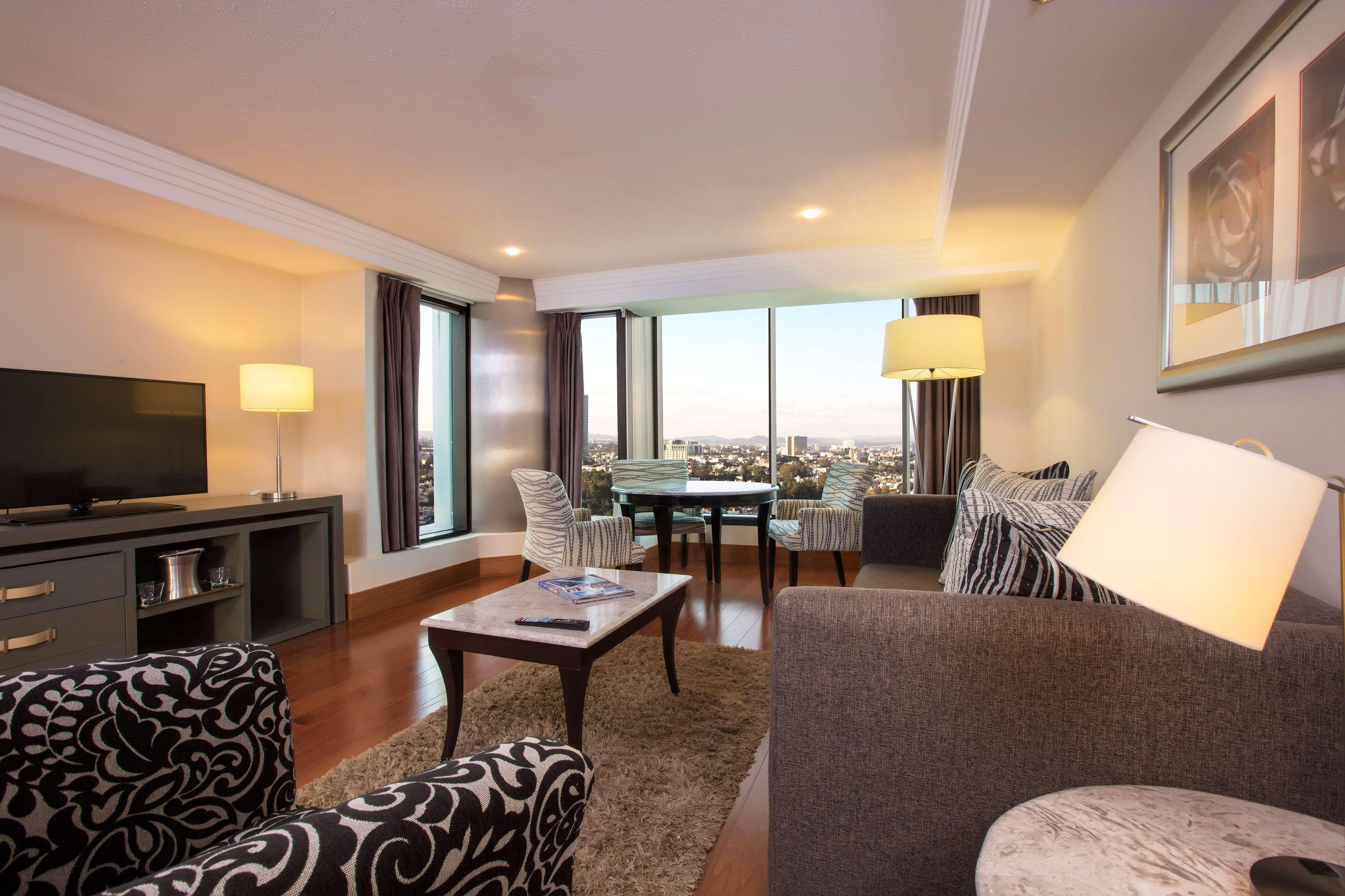 Barcelo Guadalajara Hotel Екстериор снимка