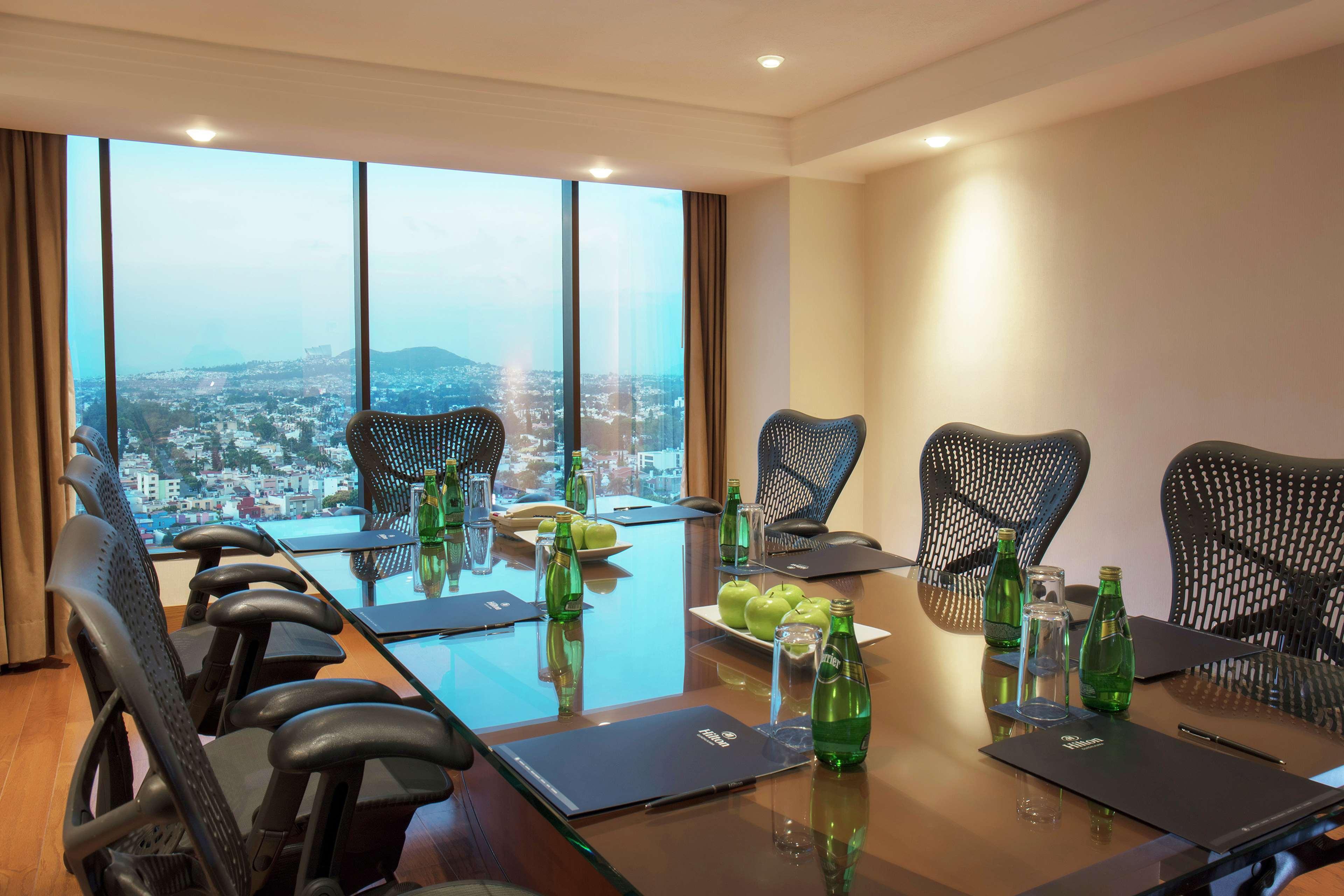 Barcelo Guadalajara Hotel Екстериор снимка Meeting room
