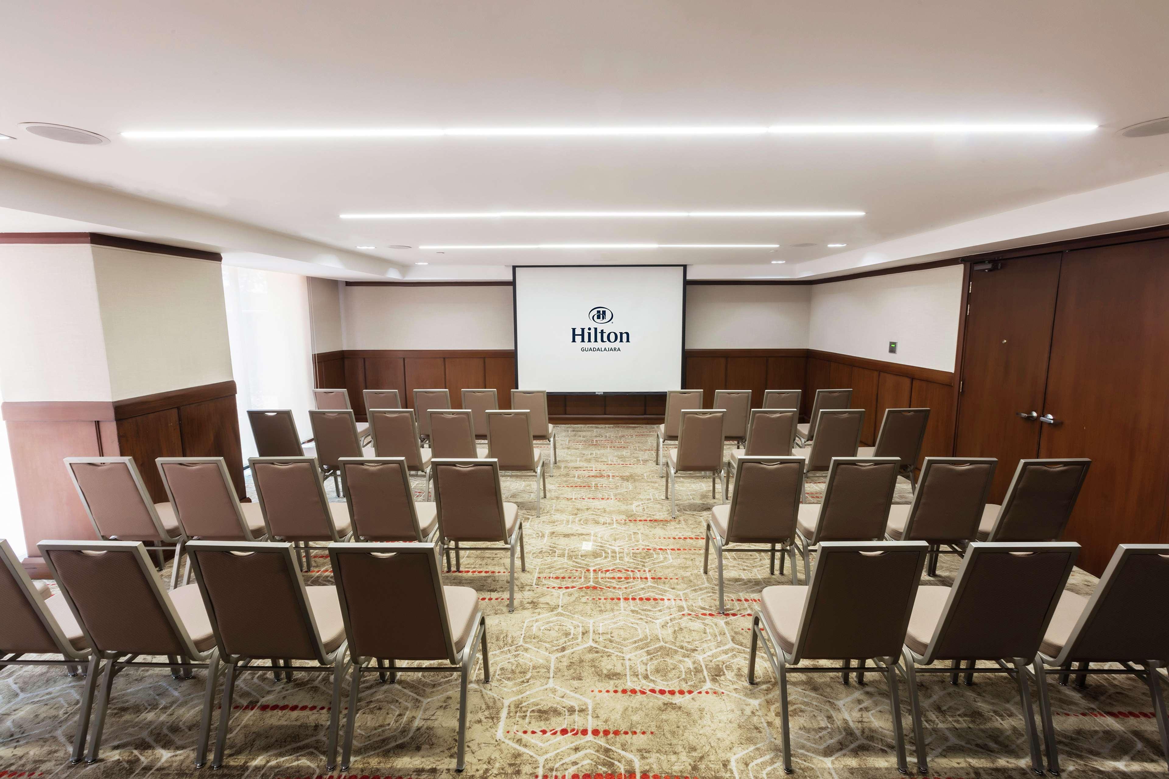 Barcelo Guadalajara Hotel Екстериор снимка Meeting room