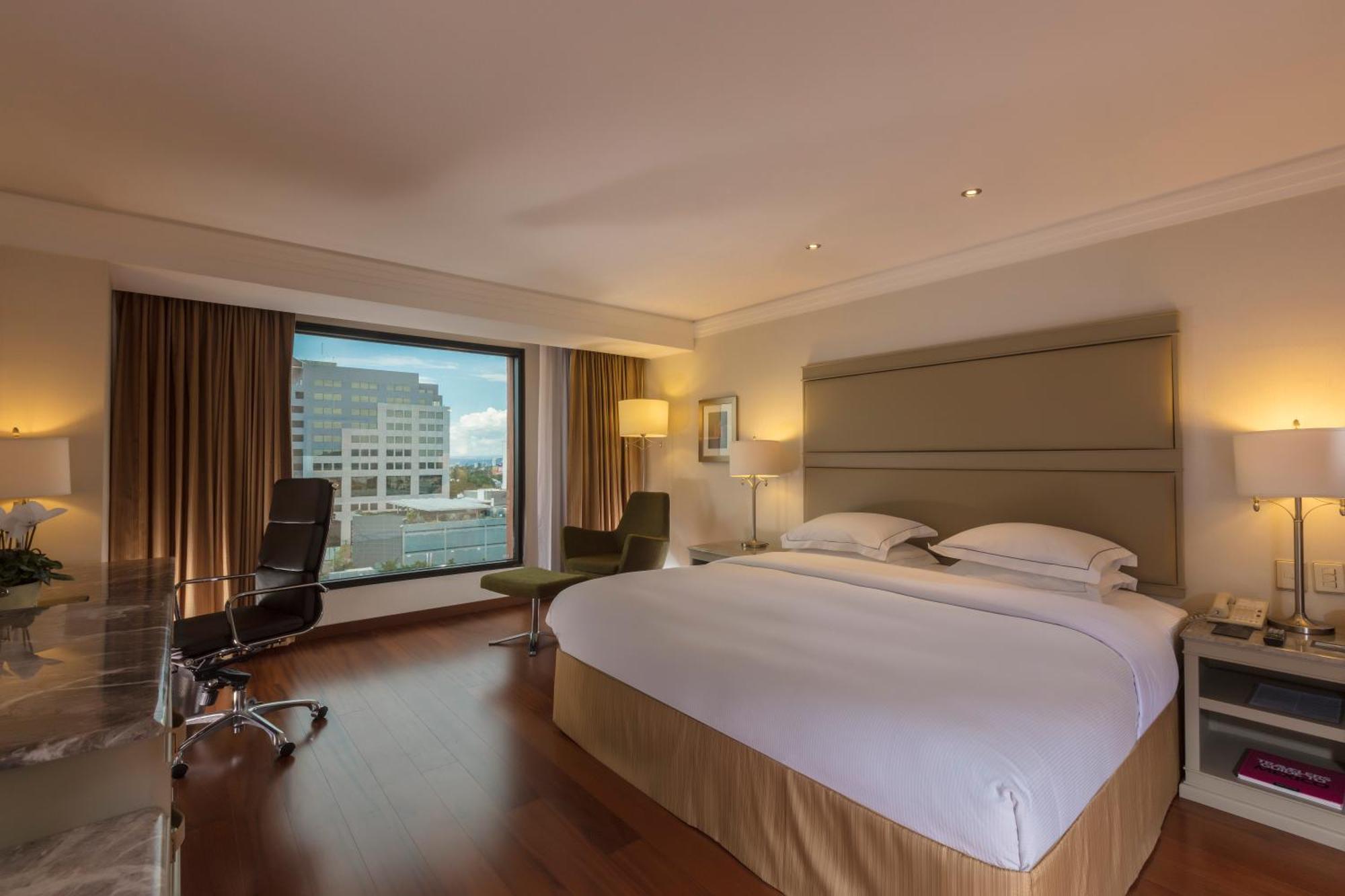 Barcelo Guadalajara Hotel Екстериор снимка Deluxe Room